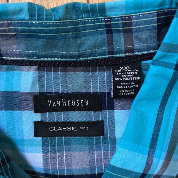 Green plaid shirt sleeve button up - Picture 2 of 3